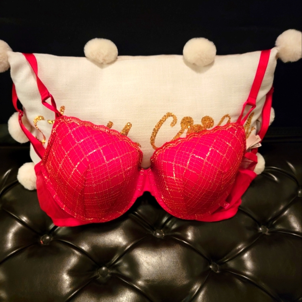 VICTORIA SECRETS WIRE RED BRA